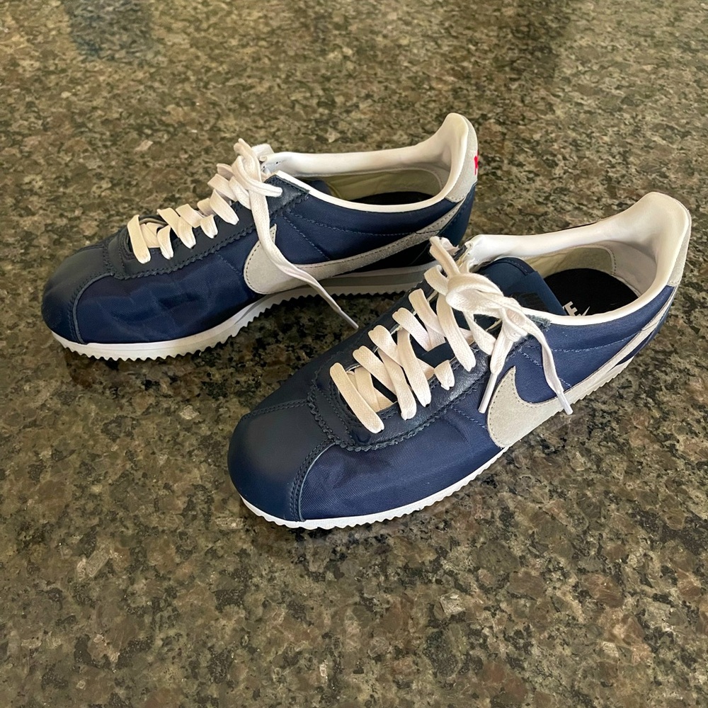 Nike Cortez navy & gray sneakers size 9.5 women’s